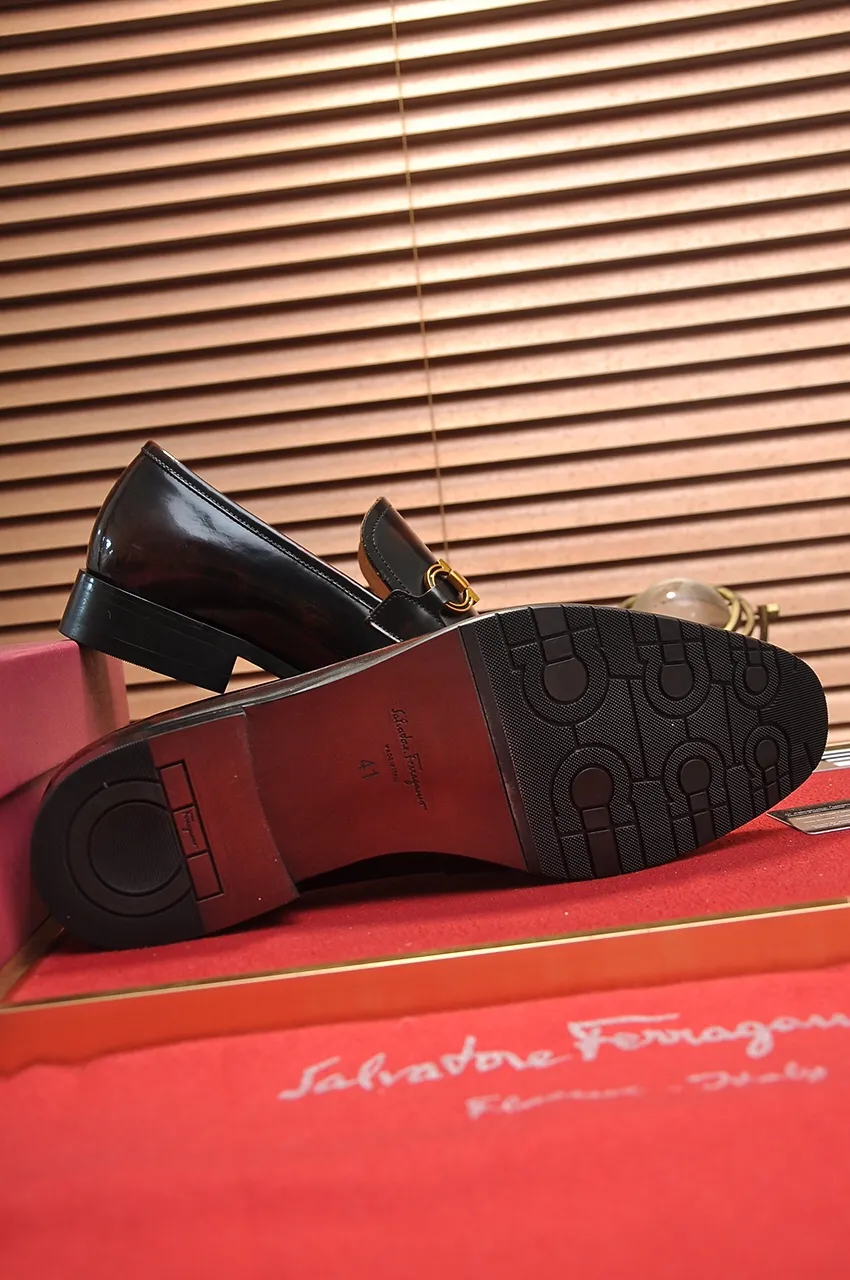 Men's shoes 💰500💶[Ferragamo/Ferragamo] The latest model in the counter. Original imported high-quality cowhide with open edges + imported 🐂 water-dyed cowhide lining + original luxury metal buckle + original combined outsole. Comparison without pressure 38--45 (45 is custom-made and cannot be returned or exchanged)